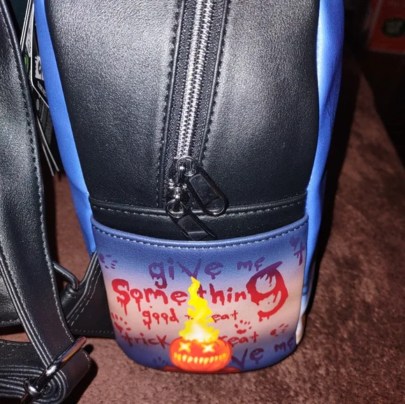 Loungefly glow in the dark mini backpack - Picture 4 of 10